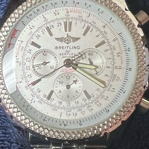 Breitling Bentley 40mm a25362
Item # W516469